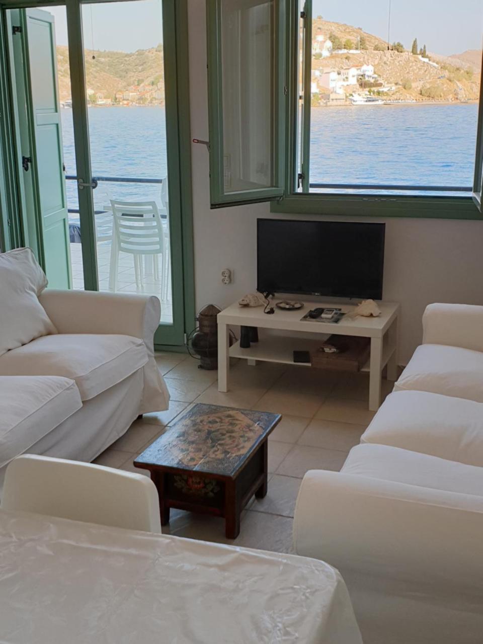 Villas Danezis - New Marina , سيمي المظهر الخارجي الصورة
